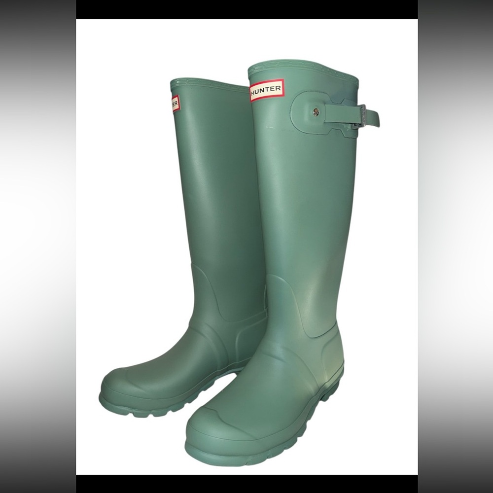 Hunter Original Tall Rain Boots – Green (Women’s Size 9) Brand New, Never Worn
